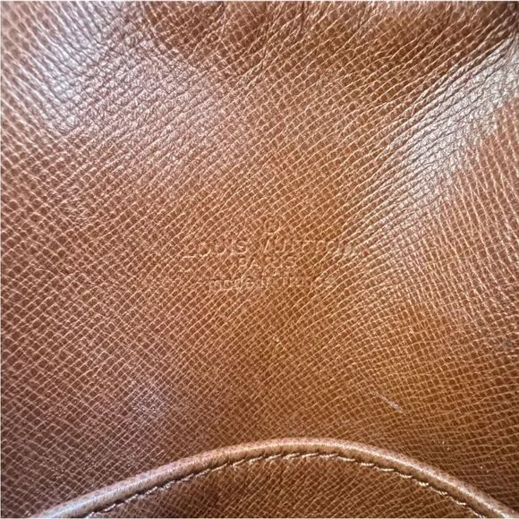 ✅AUTHENTIC✅LOUIS VUITTON DANUBE CROSSBODY BAG - Picture 13 of 16